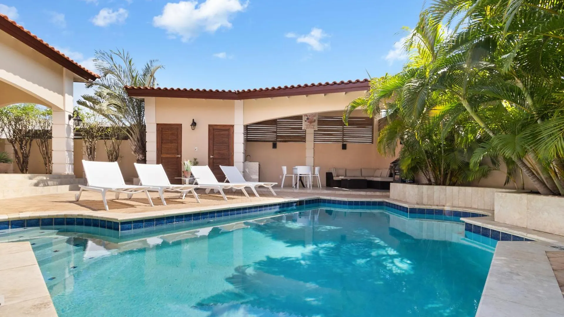Esmeralda 125 Palm Beach Dom wakacyjny