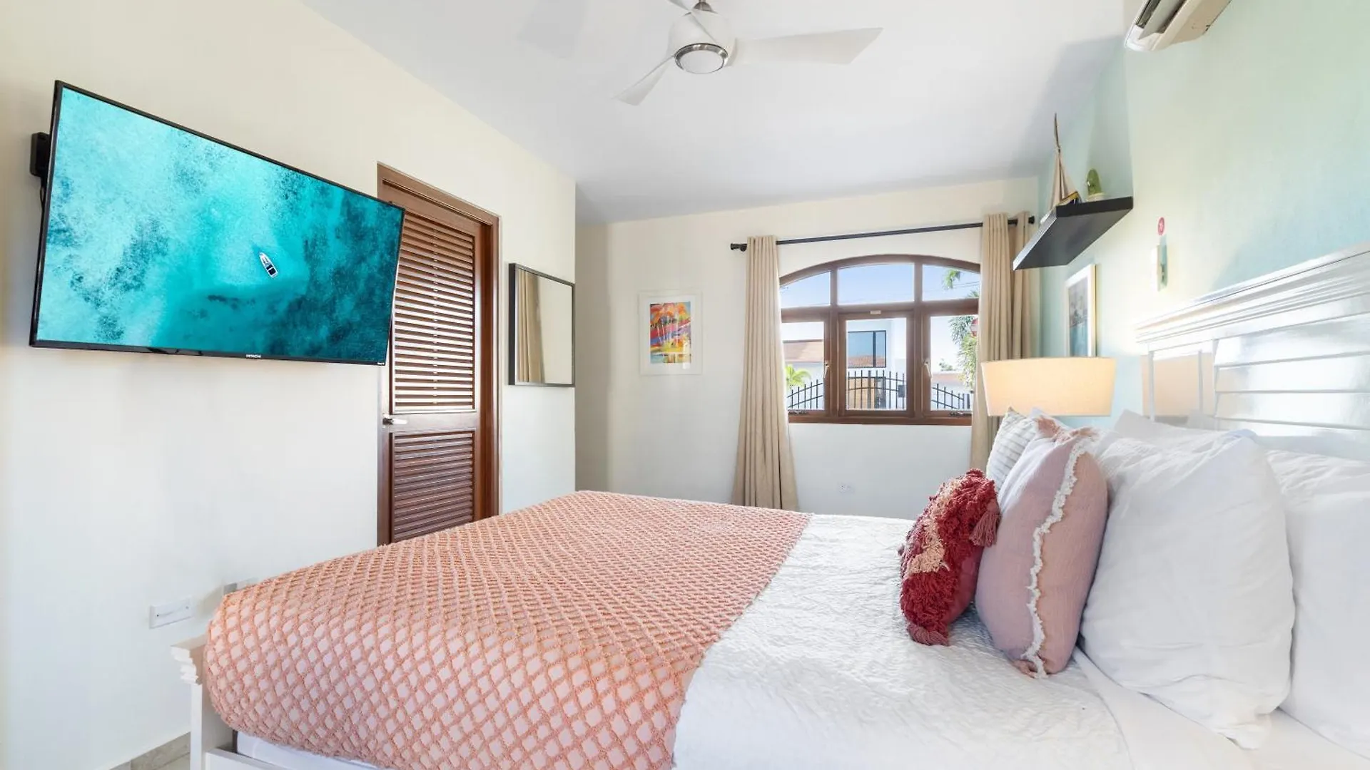 Esmeralda 125 Palm Beach Aruba